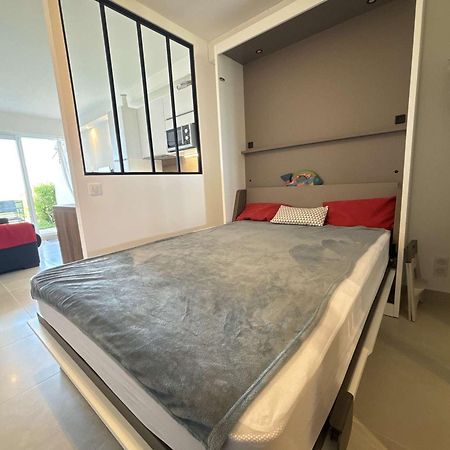 Studio En Bord De Mer A Royan, Parking, Tv, Tout Equipe - Fr-1-494-67 Kültér fotó